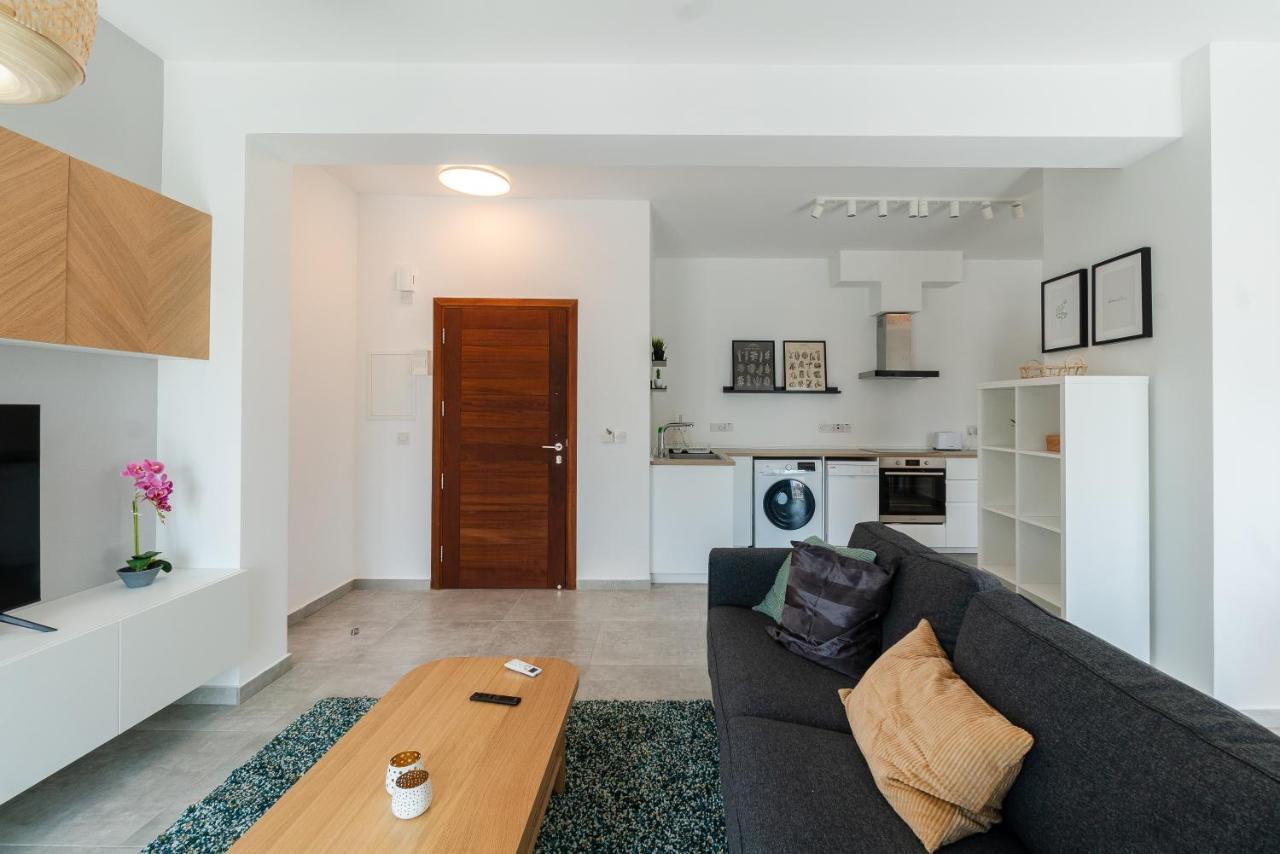 Kition City Apartments - Central Location Larnaca Ngoại thất bức ảnh