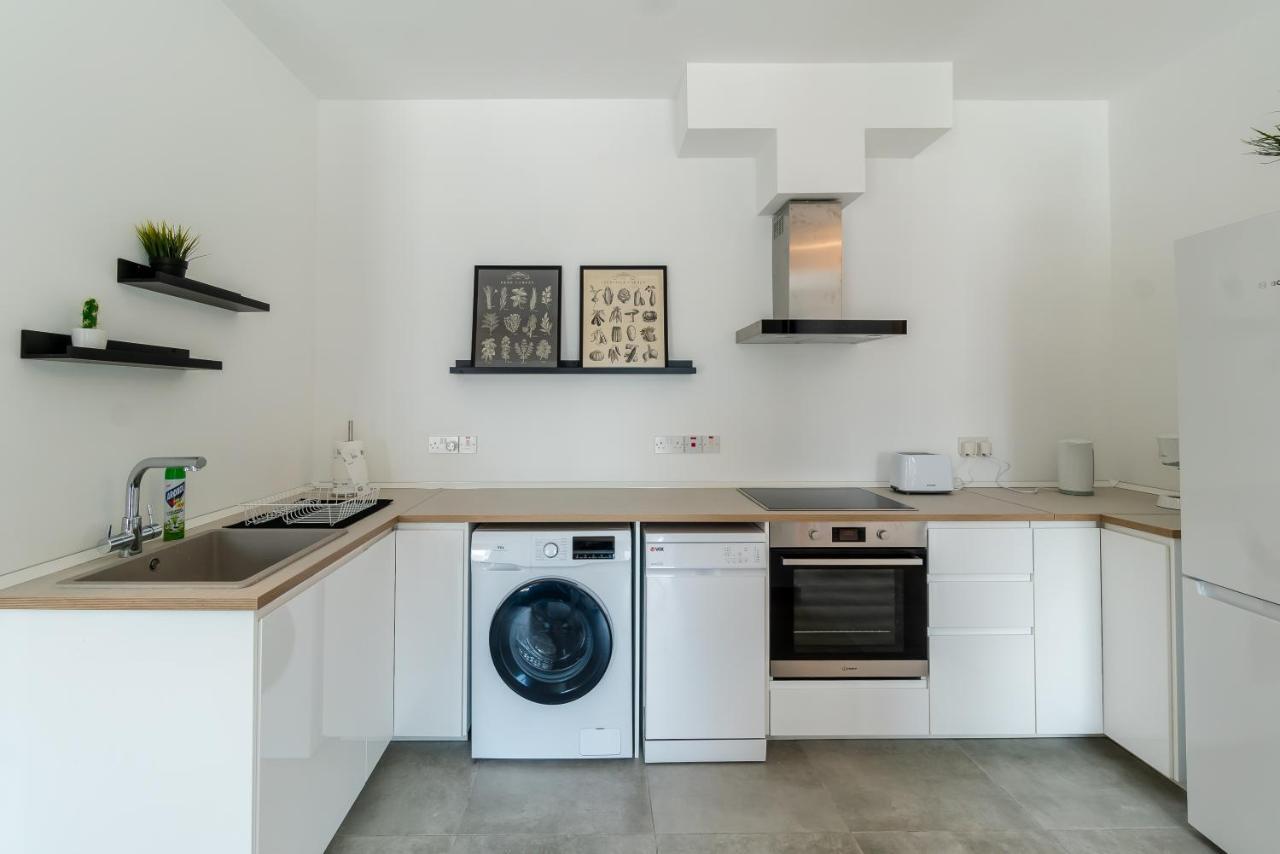 Kition City Apartments - Central Location Larnaca Ngoại thất bức ảnh