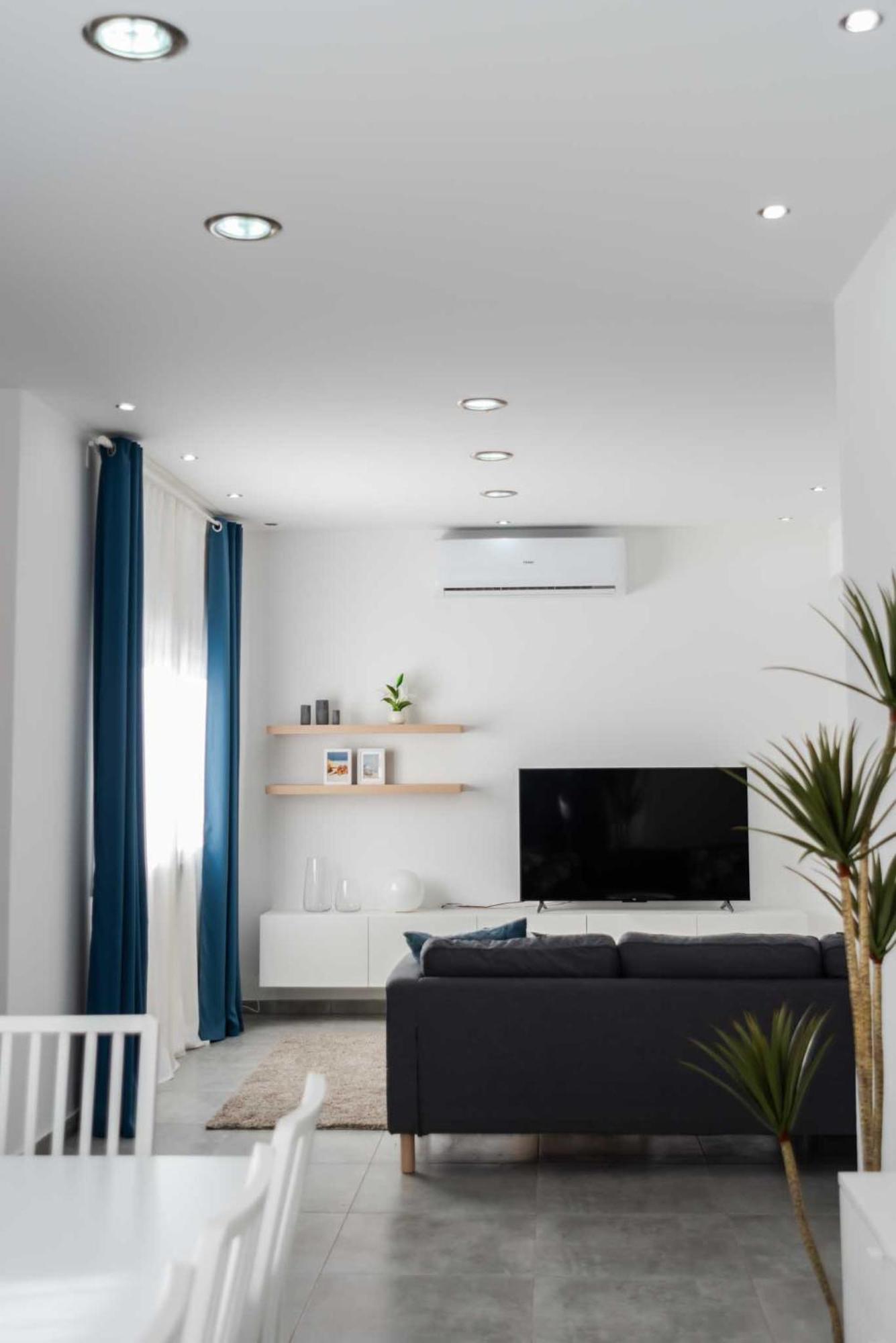 Kition City Apartments - Central Location Larnaca Ngoại thất bức ảnh