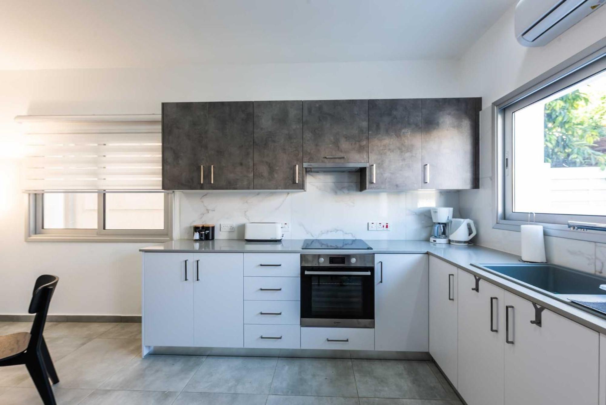 Kition City Apartments - Central Location Larnaca Ngoại thất bức ảnh